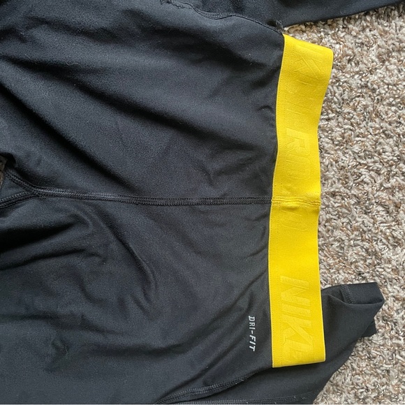 Nike Pro Leggings Livestrong - Picture 2 of 6